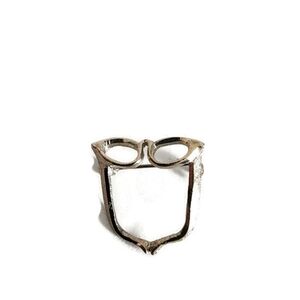 librarian glasses brooche